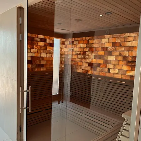 Carbona 101, 307 Hévíz